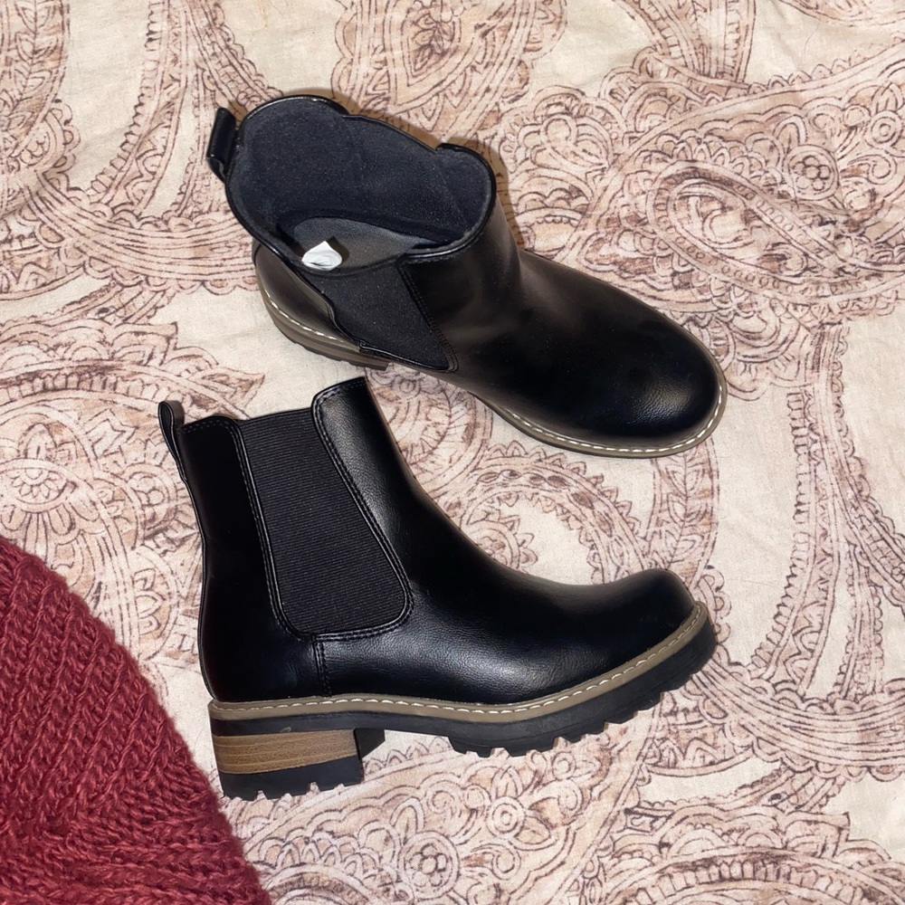Black Booties